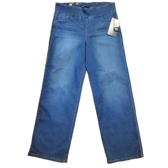 Bandolino Denim - Bandolino Wide Leg Theadora Tummy Toner Denim pants size 14